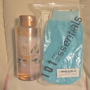 Simply Belle Vanilla Foaming Gel And Exfoliating Gloves